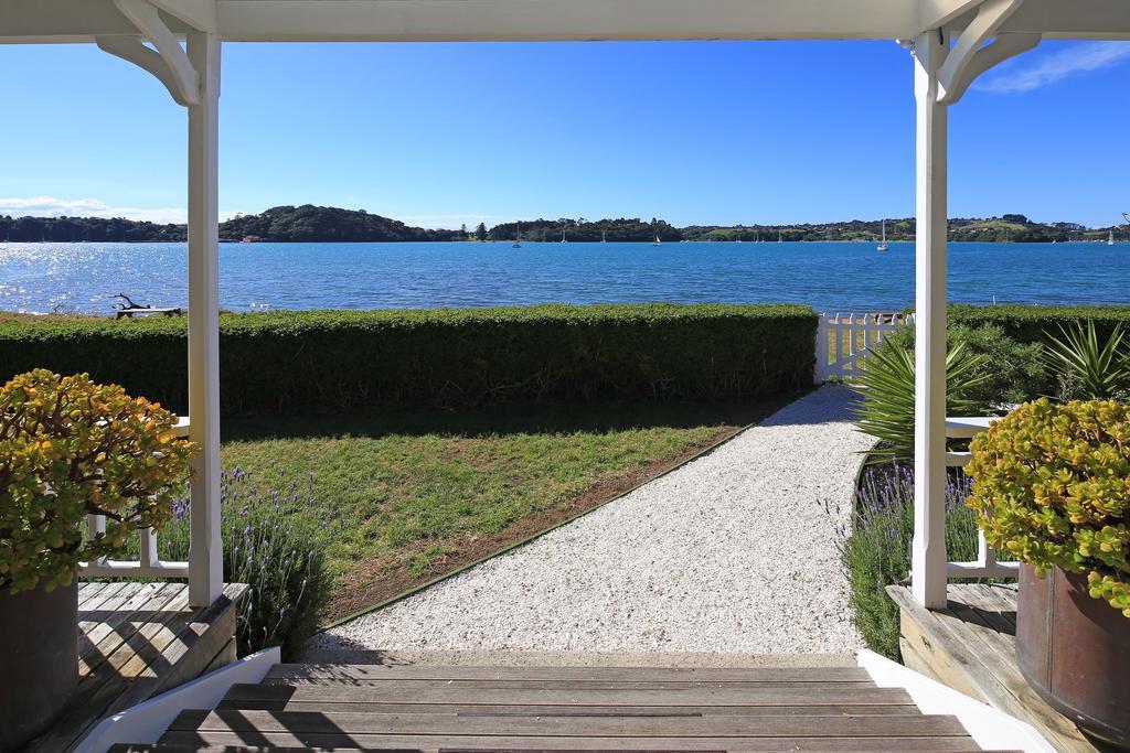 Oakura Bay Villa - Stay Waiheke Te Whau Bay Экстерьер фото